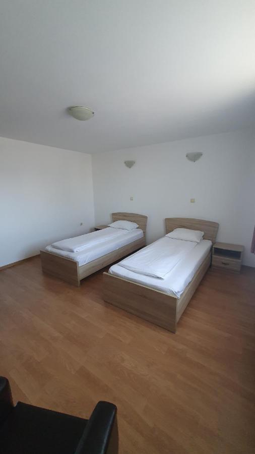 Motel Pacific Déva Kültér fotó