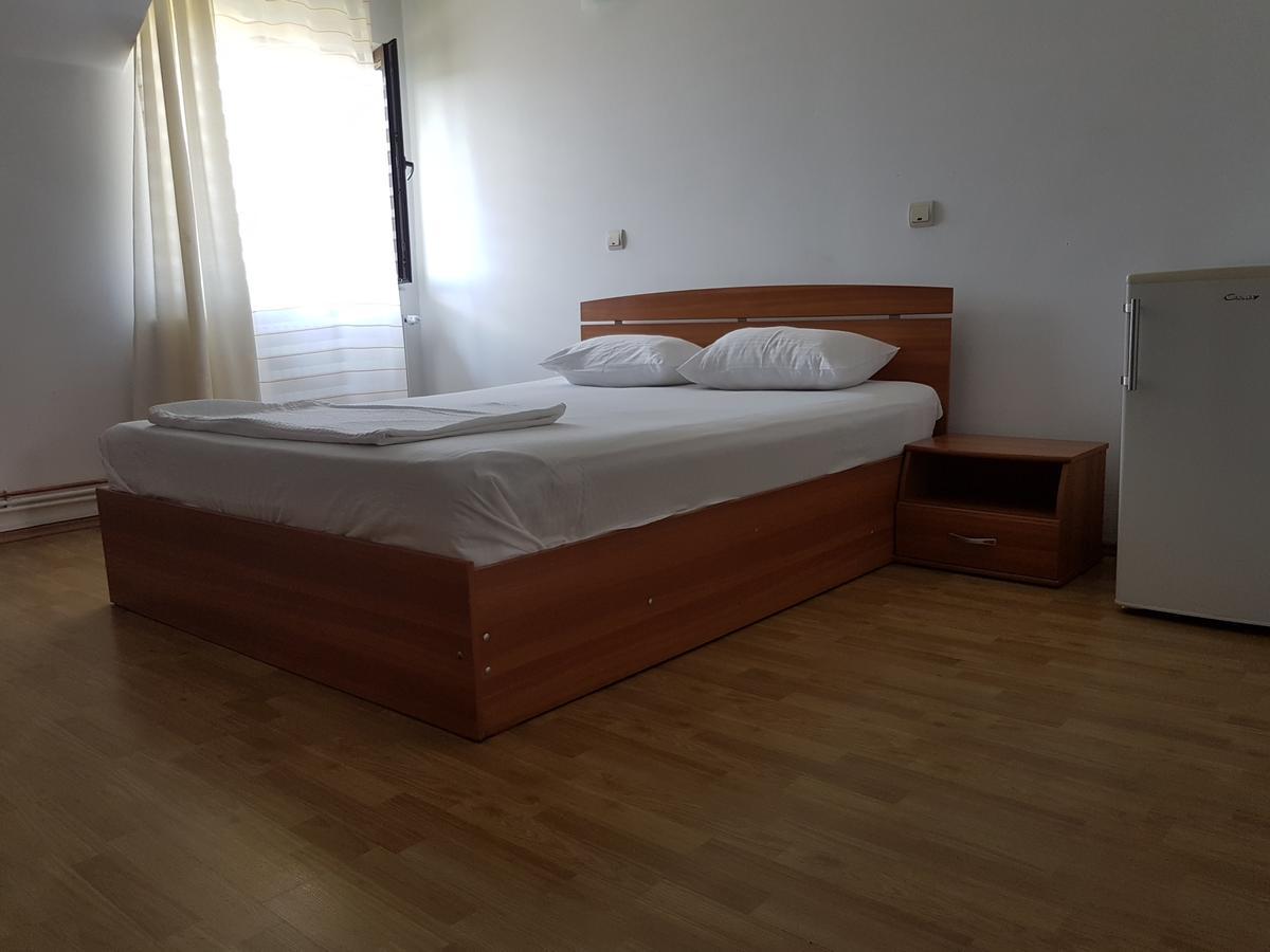 Motel Pacific Déva Kültér fotó