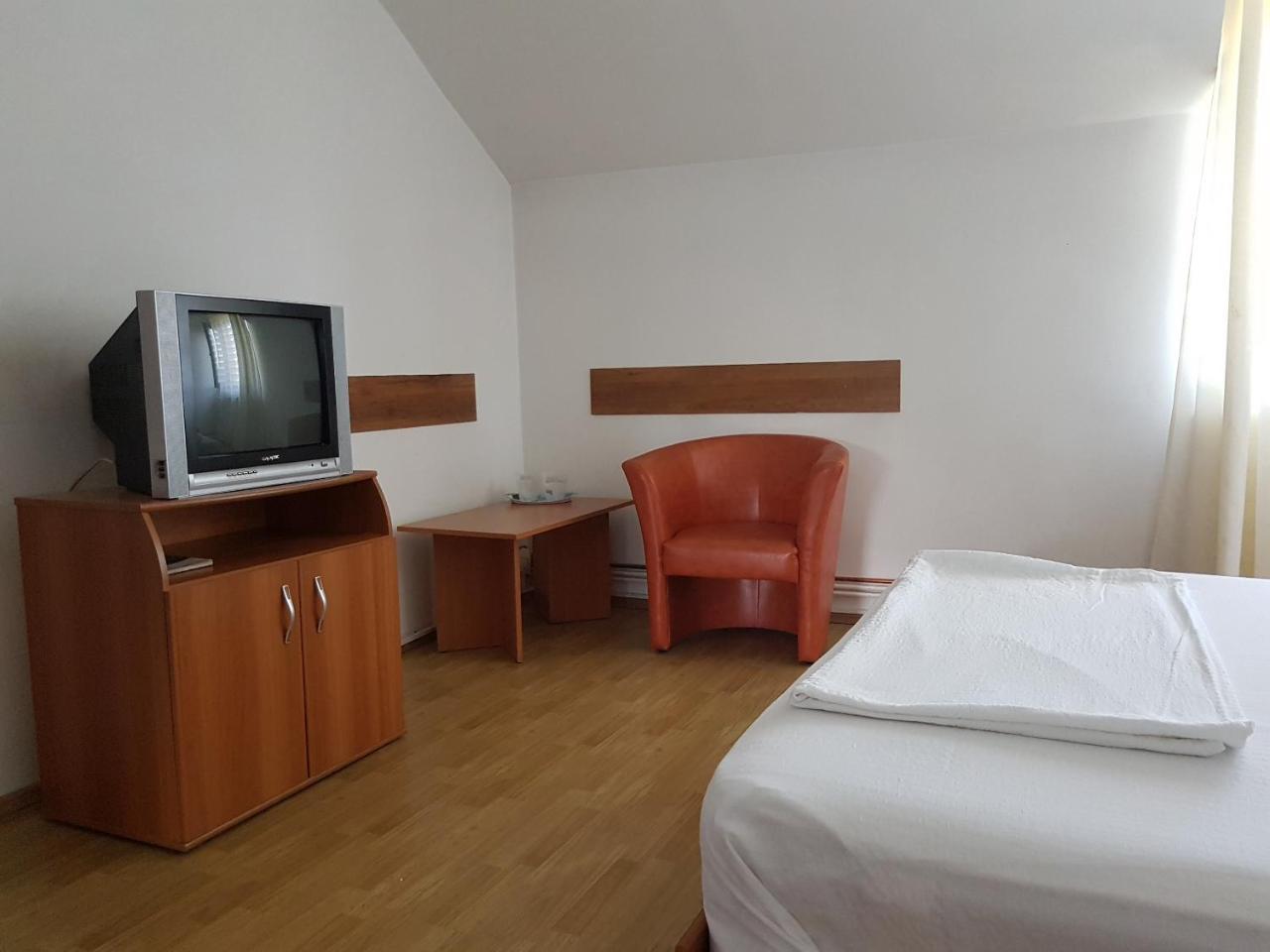 Motel Pacific Déva Kültér fotó